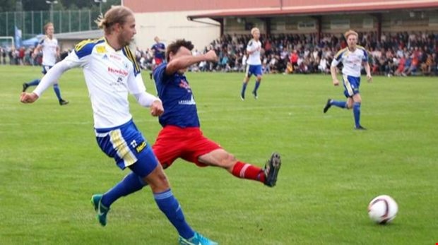 Fotboll, fredag, lrdag, sndag 18, 19, 20 augusti - seriematcher