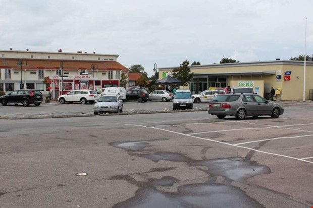 Frilles�s torgs framtid oklar