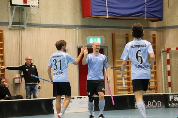 Frölundahjälten till Särö