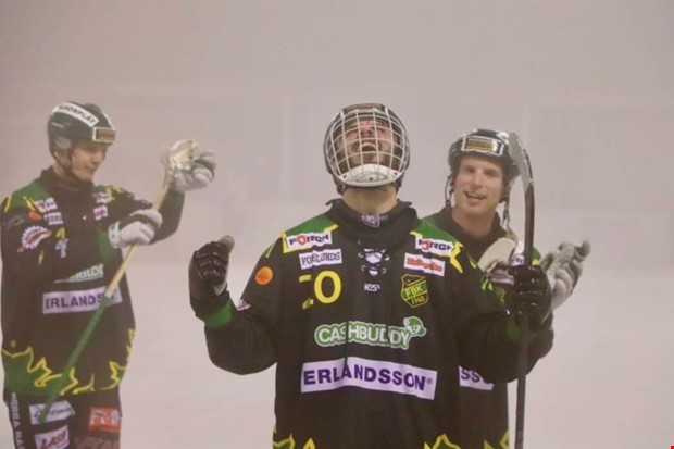 Förhandlingar med ny anfallare Förhandlingar med ny anfallare