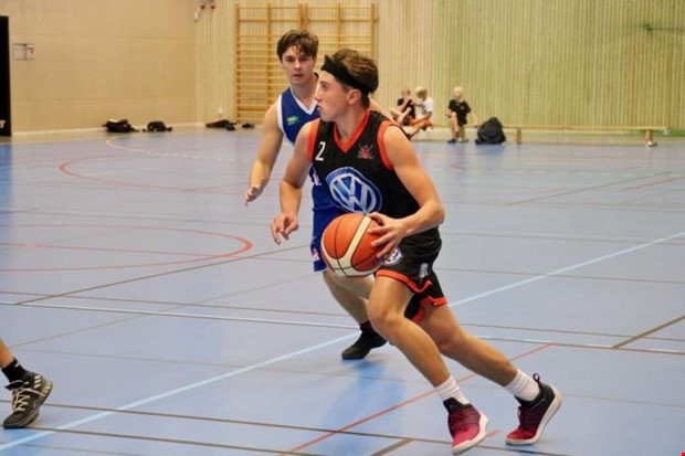 Onsalatalanger till landslaget