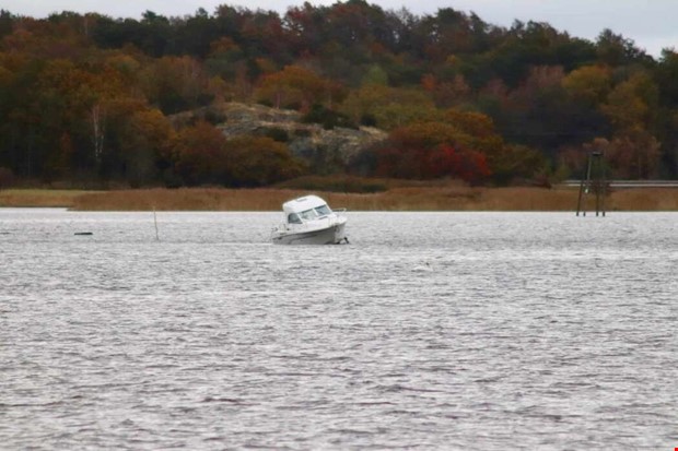 Bt gick p grund i fjorden
