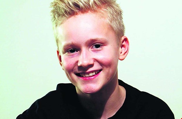 Felix trivs p operascenen