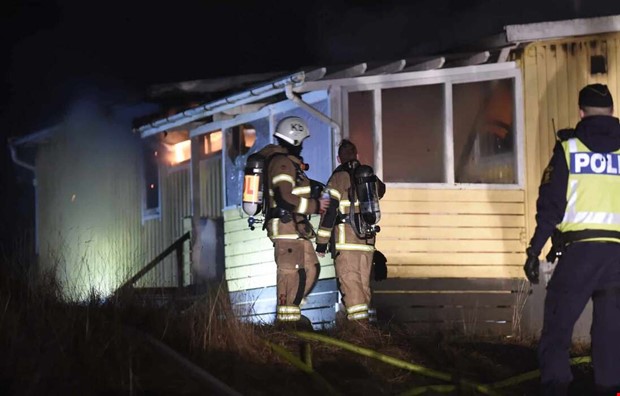 Villa totalförstörd i brand Villa totalförstörd i brand