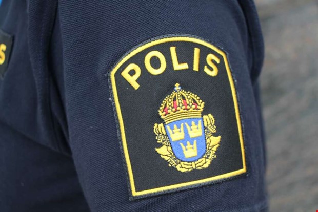 Polis till sjukhus nr 17-ring gick till attack