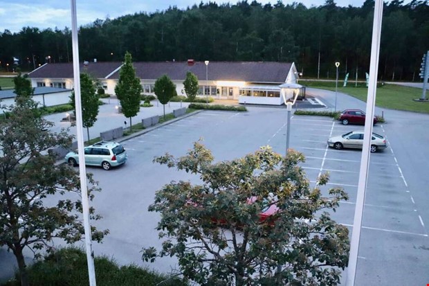 Eksta sljer fr 180 miljoner