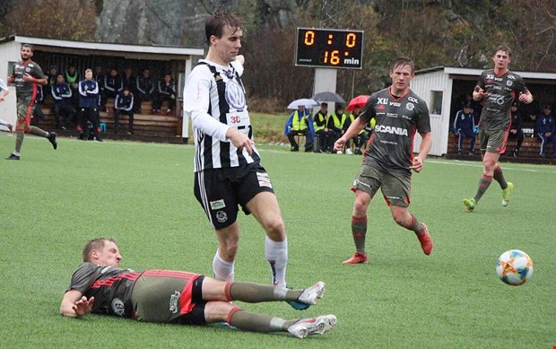 Lindomes premi�r kan skjutas upp