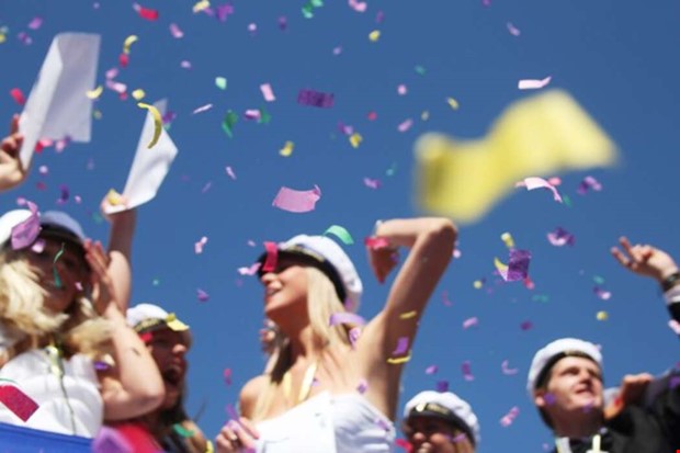 Öppnar för utspring med anhöriga på plats Öppnar för utspring med anhöriga på plats