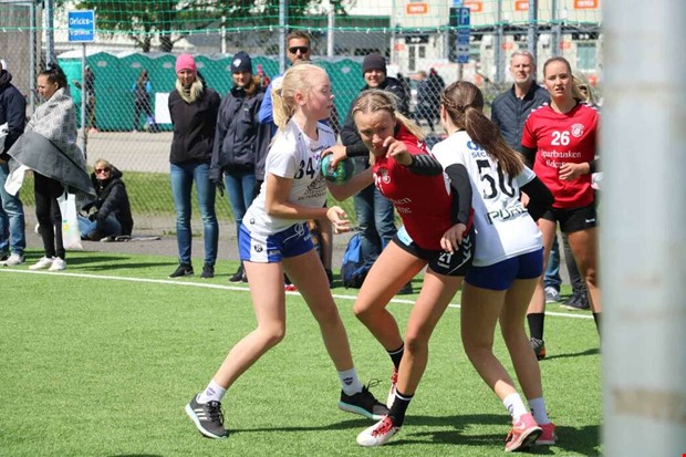 Krisst�det till idrotten dr�jer till midsommar