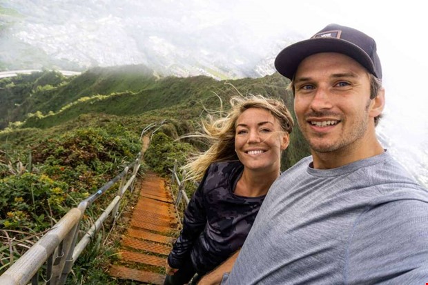 Michelle frn Frilless flyger p Hawaii