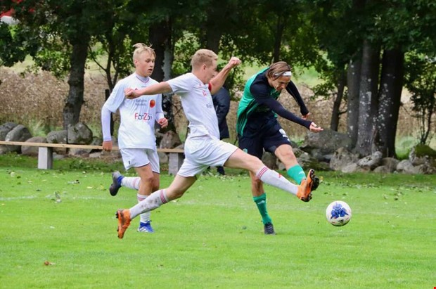 Ekdahl fyramlsskytt i krossen