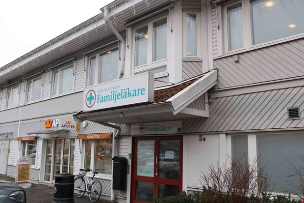 Srledens familjelkare gav sig