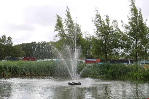 Strulande fontner plockas bort