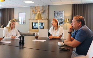 Frgetecken kring middagsunderhllning