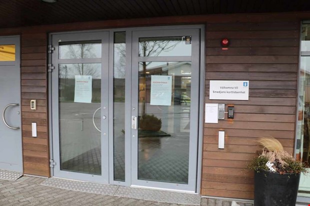 Frbud att beska ldreboenden hvs