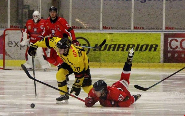 Hanhals Kings frsta hemmafrlust