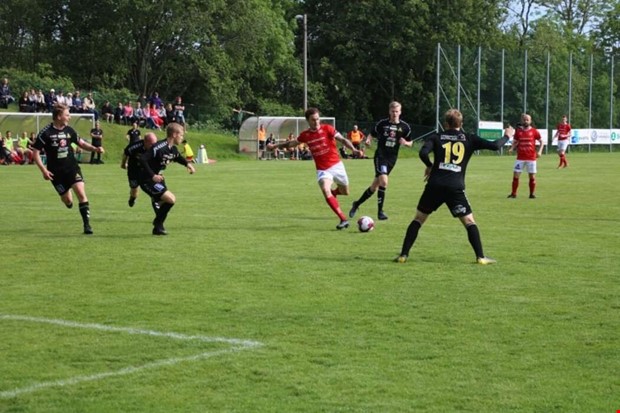 Skyttekungen tillbaka p grdet