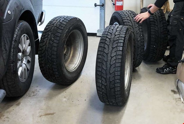 Kallfront sveper in � dags f�r vinterd�ck