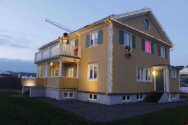 Vandra i ljuskl�dd stad