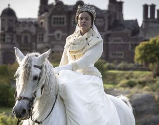 Kungligt �verd�d p� Tjol�holms slott