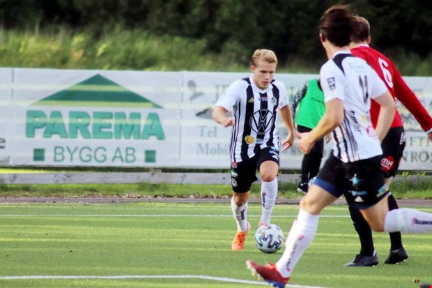 En Hampus in � en Hampus ut