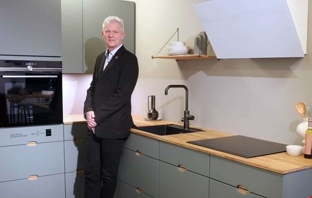 Grtt och svart tar ver i kket