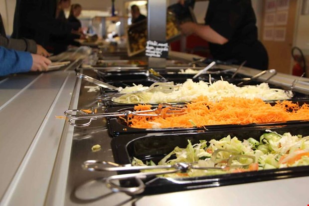 Coronaoro bland k�kspersonal