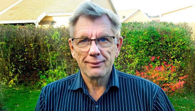 Han fixar sommarfest p anrika utedansbanan