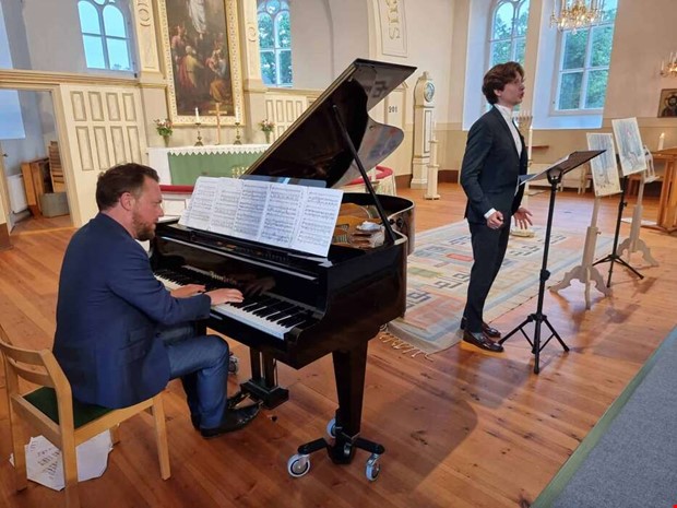 Beskow mtte Beskow i Frilless kyrka