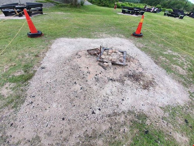 Skadeg�relse vid Tjol�holm slott