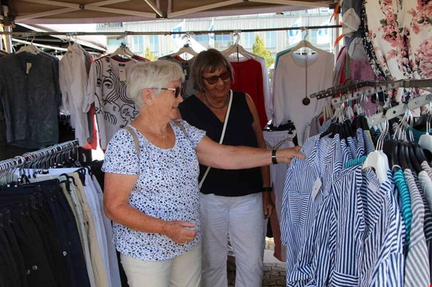 Torget lever upp p fredagarna: Som ett litet varuhus
