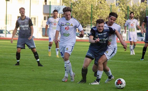 Drmml punkterade derbyt