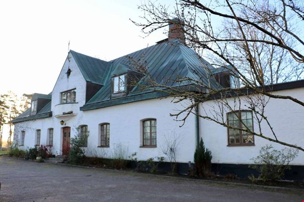 Pampigt "slott" i sa till salu