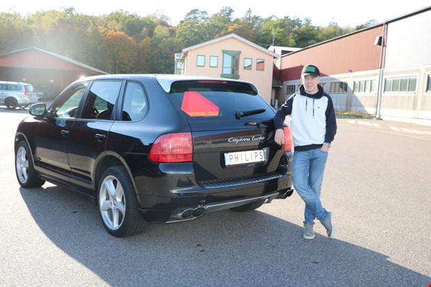 Philip gjorde om sin Porsche till A-traktor
