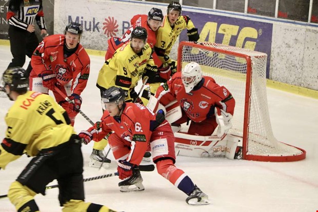 Serieledarna visade klassen  Hanhals blev verkrda 