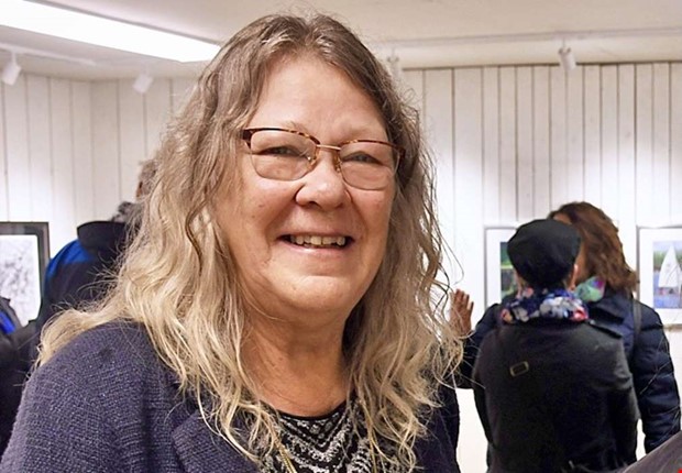 Färgintresset ledde Irene in i konsten Färgintresset ledde Irene in i konsten