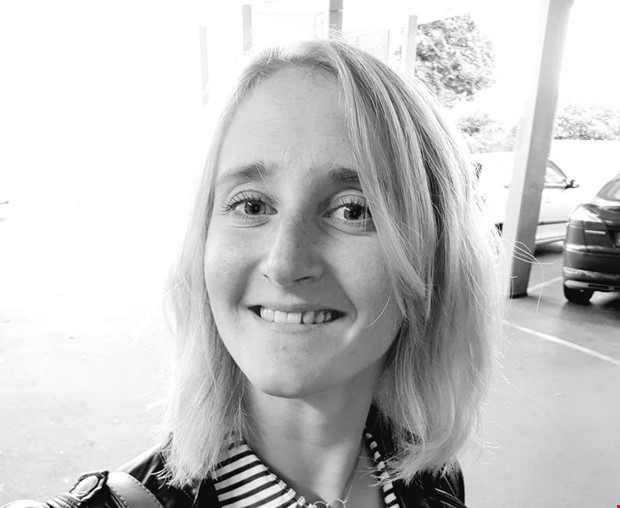 Akryl ger rätt flow till Ulrika Akryl ger rätt flow till Ulrika