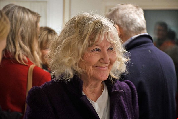 Wendela hemma bland explosiva färger Wendela hemma bland explosiva färger