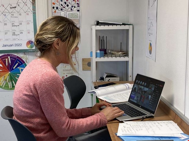 Fortsatt fjrrundervisning i mnga klasser