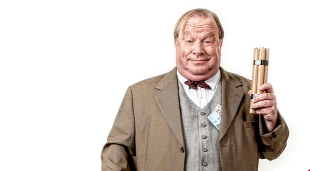 Claes Malmberg spelar hundraringen p Tjolholm 