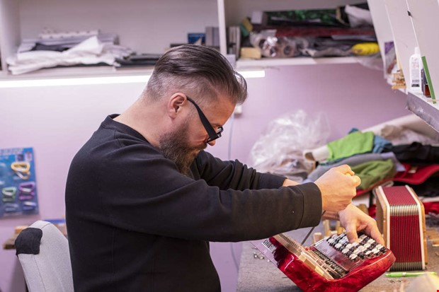 Lars firar 50 - dubbelt upp och ett �r sent