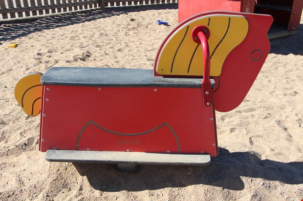 200 000 i potten till lekplatser