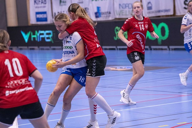 SHE-drmmen krossad fr Arans