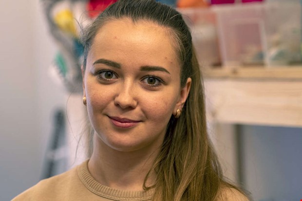 Darina kom fr babyklderna