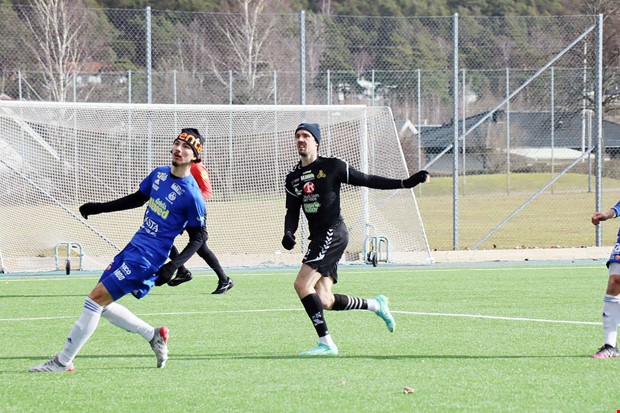 Vinden st�llde till det f�r �sa