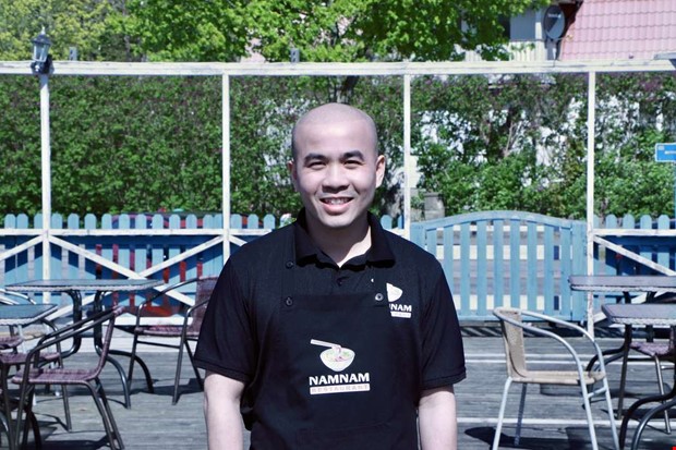 Ny �gare p� thairestaurangen i �sa