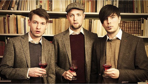 Succ�trion tillbaka p� scenen efter �tta �r