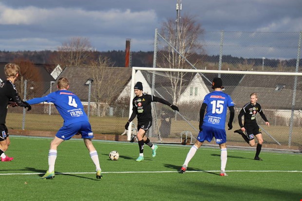 sa vann efter hattrick av mlsprutan