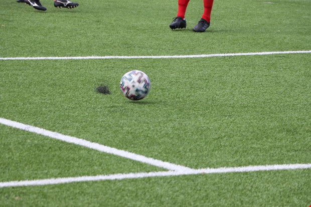 Debatt: Tänk på var du kastar tejp Debatt: Tänk på var du kastar tejp