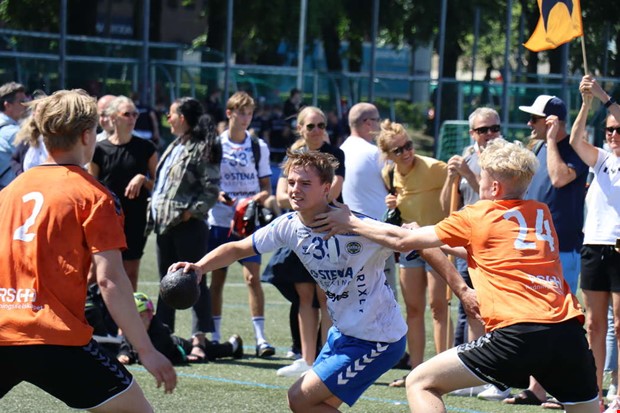 Turneringen tillbaka - flera lag frn Arans